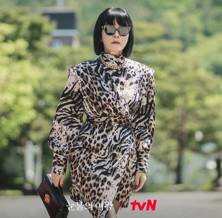 霸氣十足、很重感情的「洪凡資」