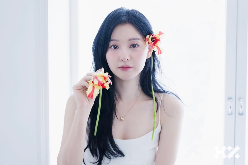 金智媛成為「人工淚液」代言人