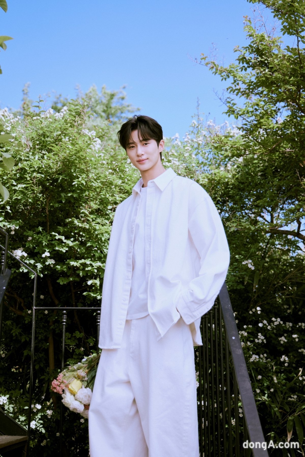 「拍攝最後一集床戲之前，惠奫先對我說『我們得彼此相愛不是嗎』，在拍攝過程中這種話的力量很大。」