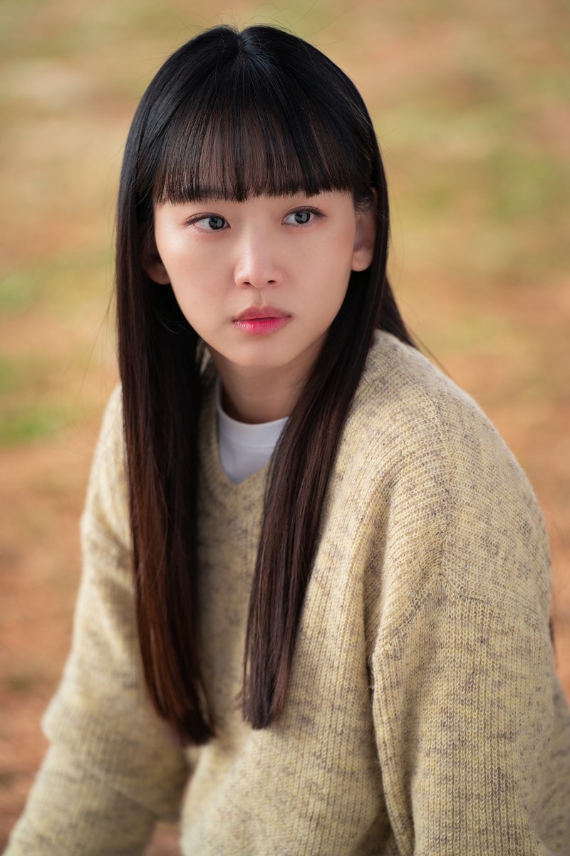 秦基周有望飾演鄭海成的班主任兼「吳秀雅」