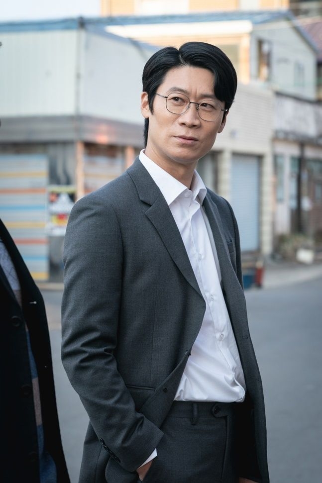 陳善圭有望飾演拳擊選手出身的法律事務所的代表律師「張正九」