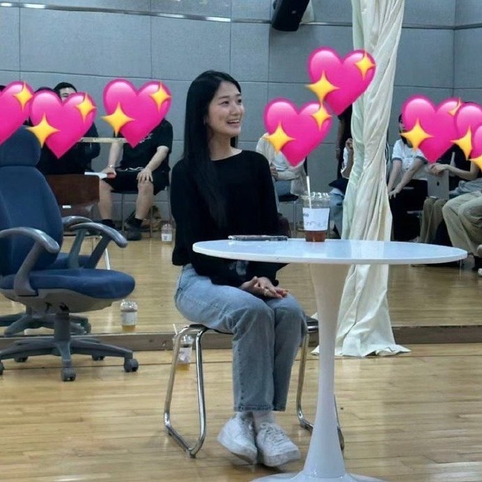 金惠奫3日時驚喜拜訪母校