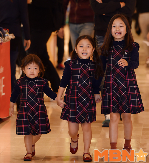 大女兒世允、二女兒素允、三女兒多允