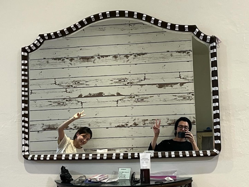 鄭敬淏妹妹據說是空服員