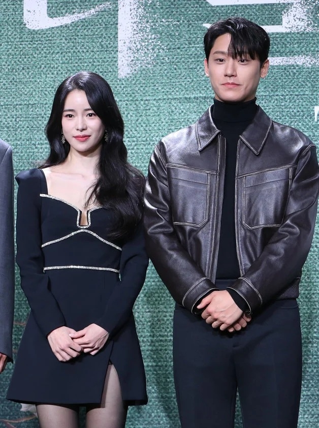 去年4月1日承認戀情