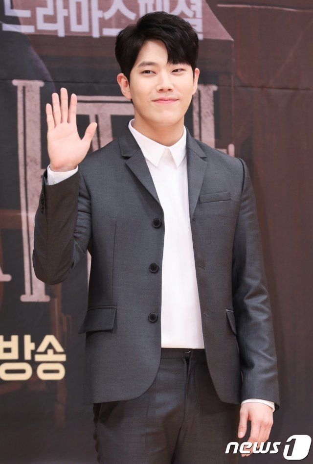 2021年捲入了校暴爭議