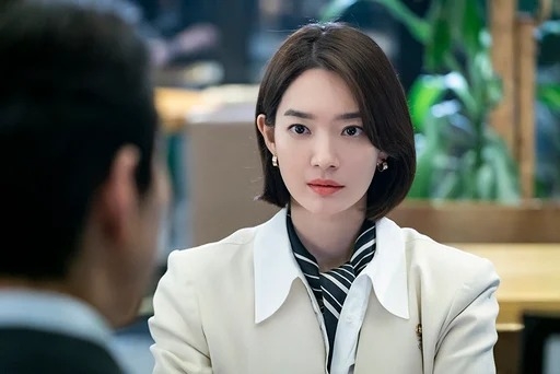 申敏兒飾演「孫海英」