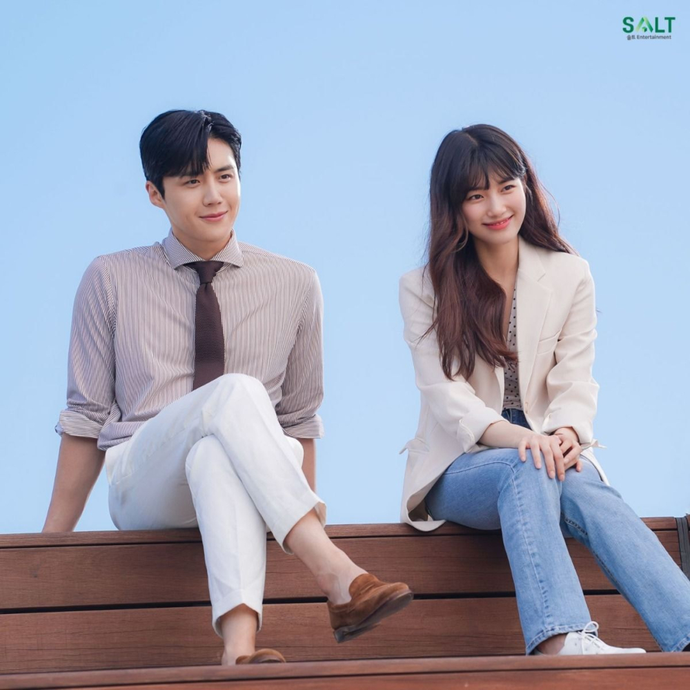 金宣虎與秀智曾在2020年播出的韓劇《Start-Up》中合作