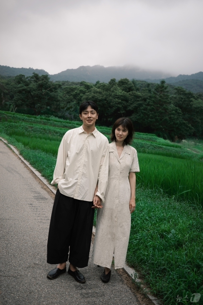 孔敏貞上傳情侶合照公開婚訊