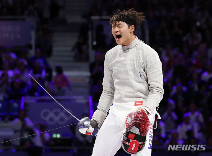 「擊劍雙冠王」的吳尚旭選手