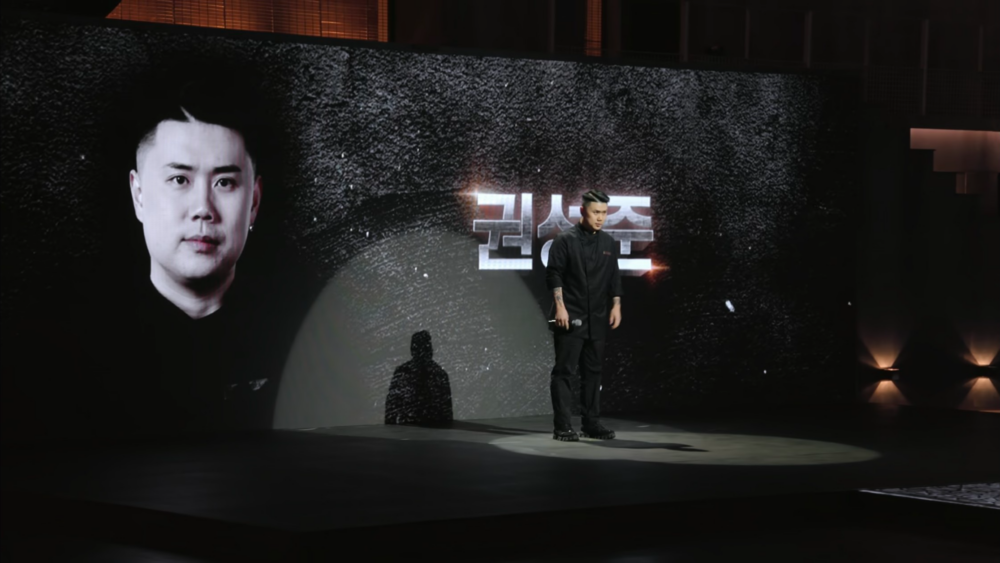 拿坡里黑手黨公開本名「權聖晙」