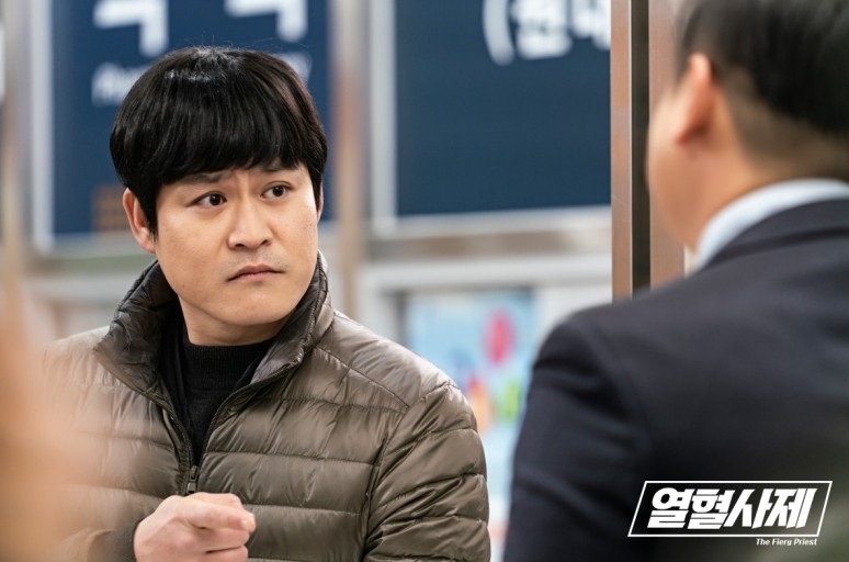 飾演重案組刑警「具大英」