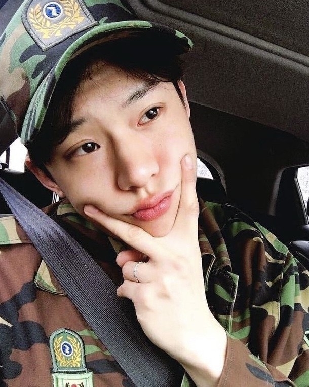 金聖喆在21歲時就去服兵役