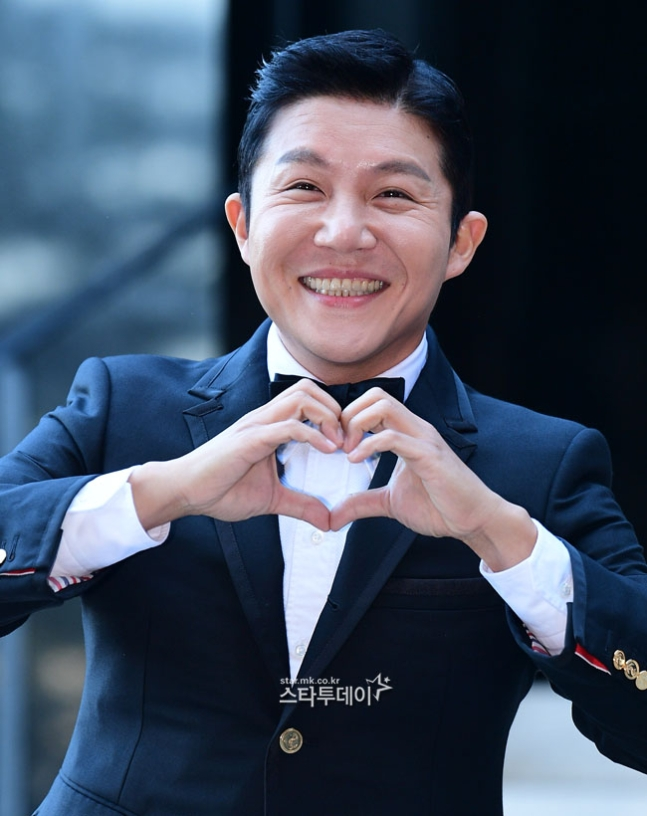 10月20日，曹世鎬在首爾新羅飯店與圈外女友舉行了婚禮