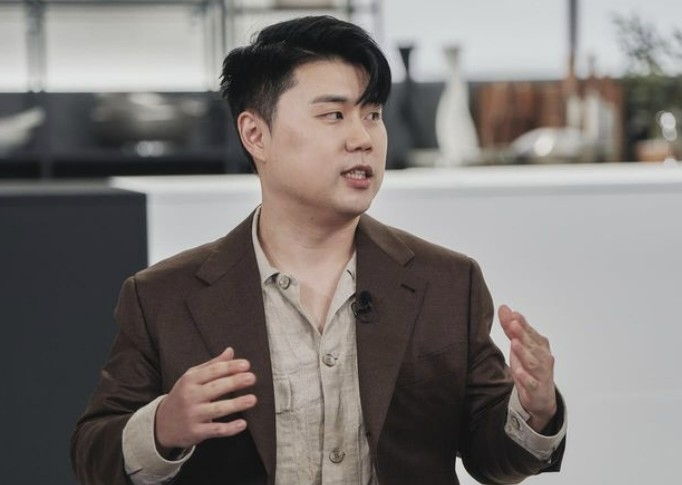 「拿坡里美味黑手黨」權聖晙發表奪冠感想