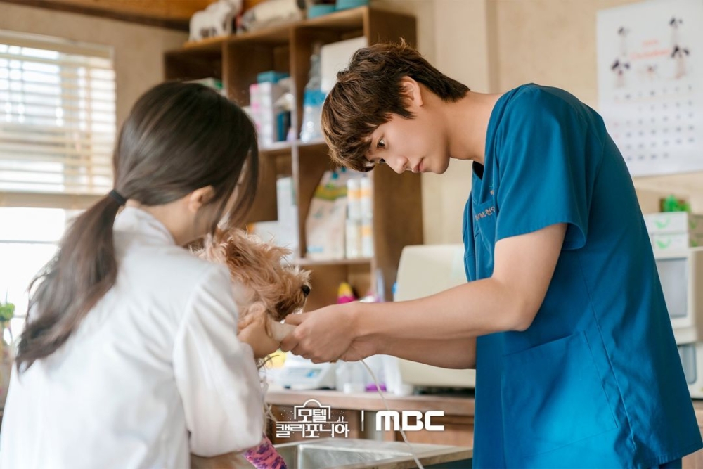 《加州汽車旅館》羅人友劇照