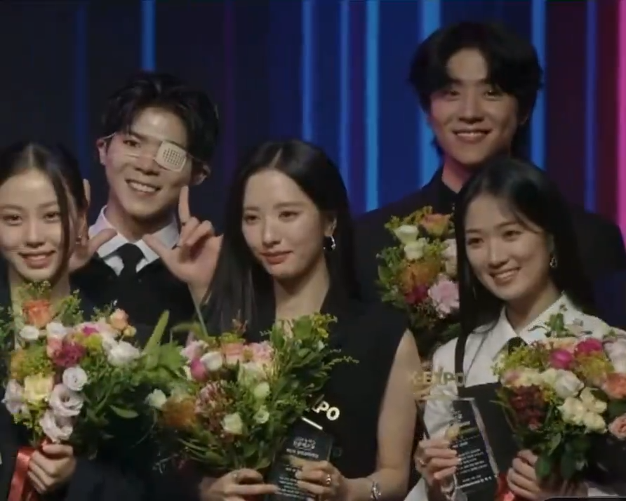 一起出席韓流博覽會