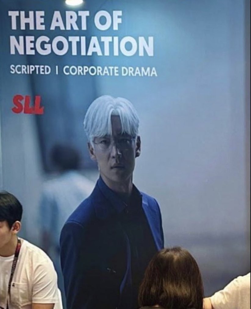 李帝勳「銀白髮」破格新造型