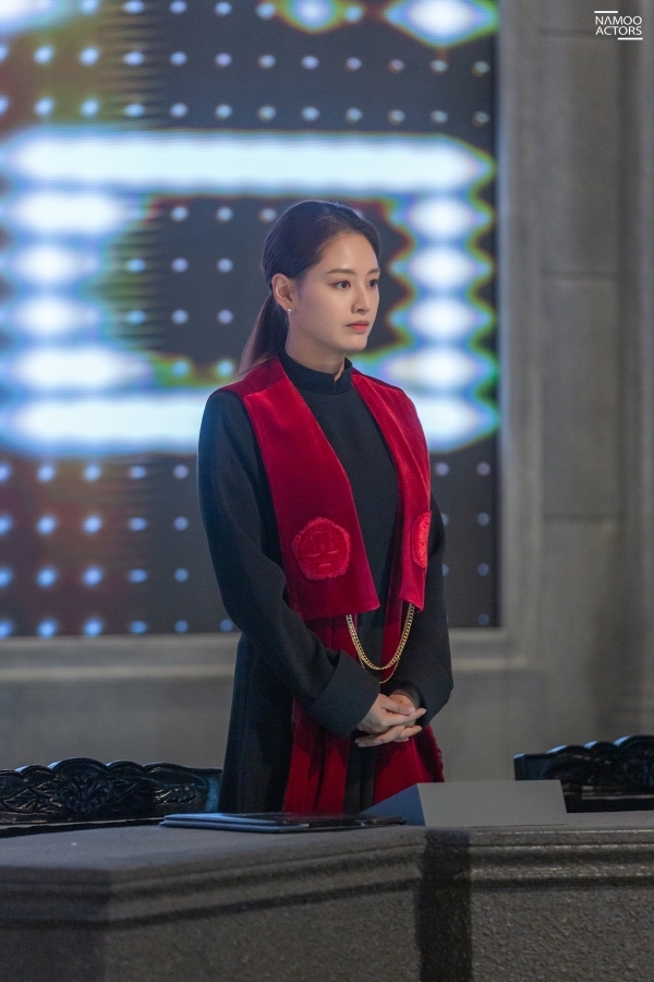 《惡魔法官》栽經