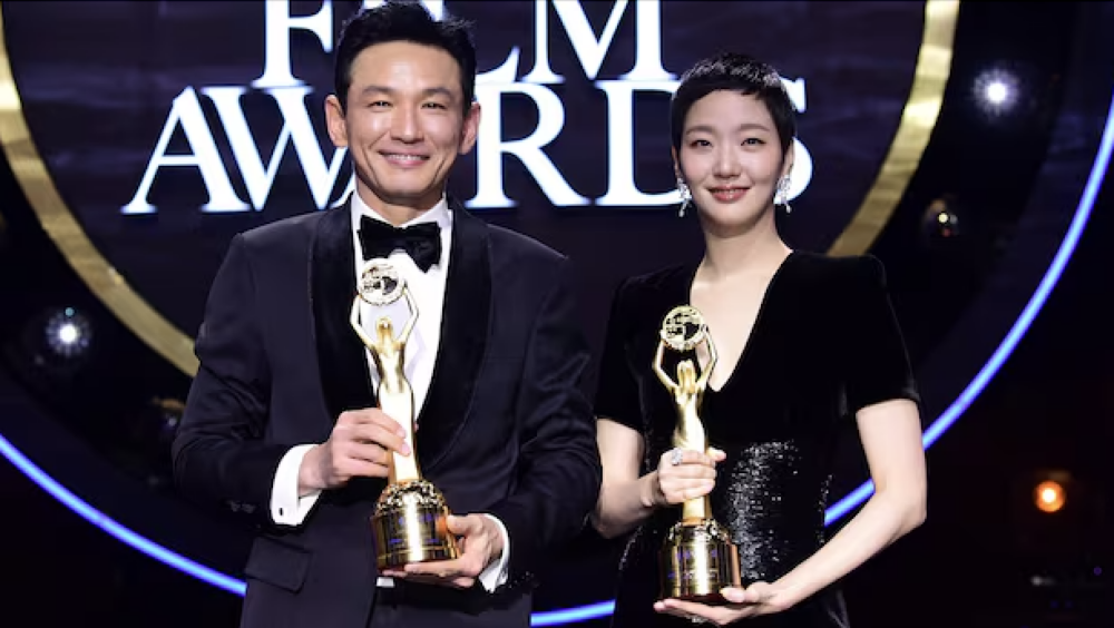 今年青龍影帝影后黃晸珉與金高銀也討論出演