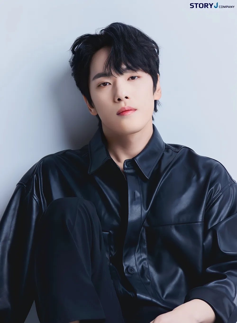 金正賢則被提議飾演大學生「正賢」