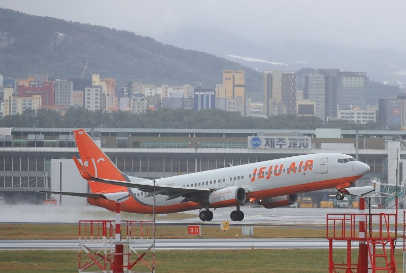 濟州航空另一架相同機型的飛機因起落架問題緊急返航