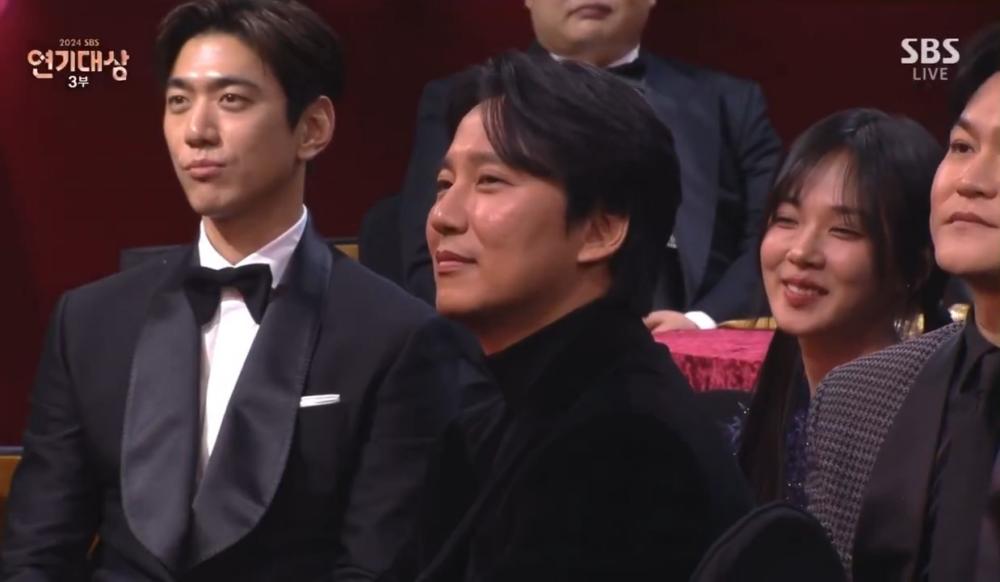 金南佶化身狂粉