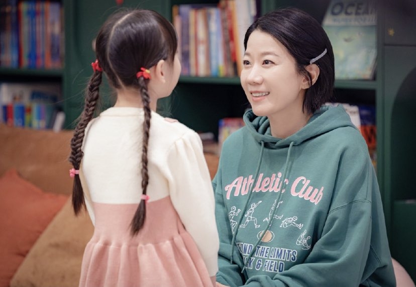 田慧振飾演在激烈的美容行業中工作的市場營銷員「李靜恩」