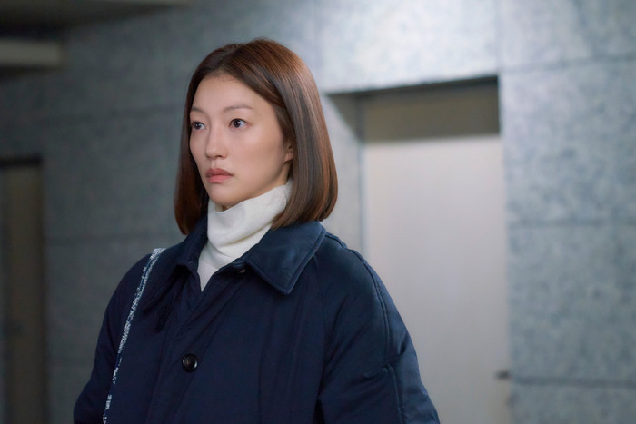 李伊飾演徐智友的姐姐「徐智妍」