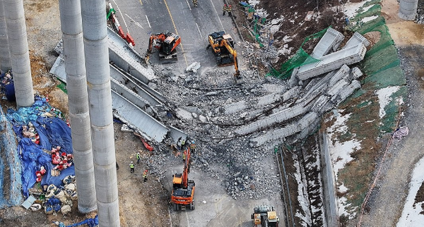 韓國首爾高速公路工地發生坍塌事故