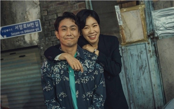 《山茶花開時》