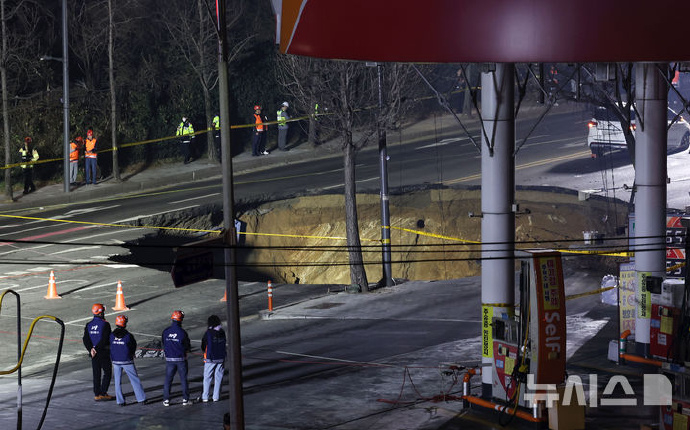 韓國首爾再度發生「天坑」路面塌陷事故