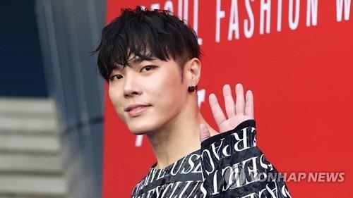 歌手輝晟日前也被發現死亡