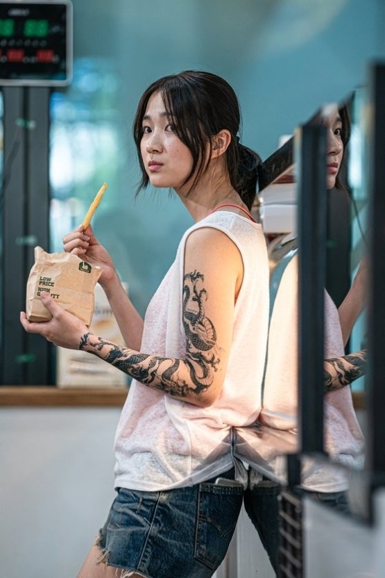 《推土機女孩》