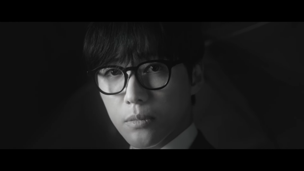 南宮珉飾演電影導演「李濟河」