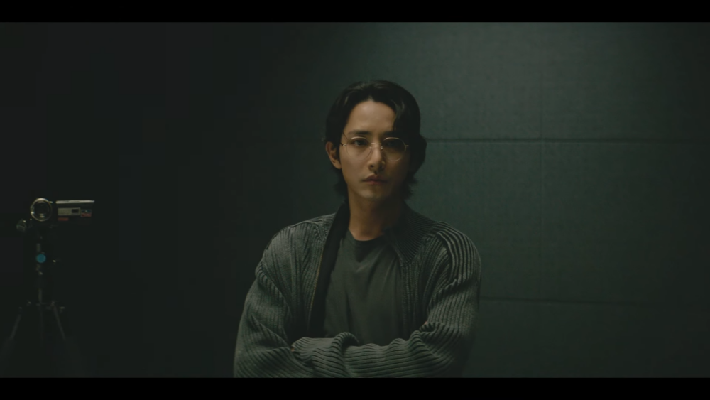 李洙赫飾演刑警「韓智旭」