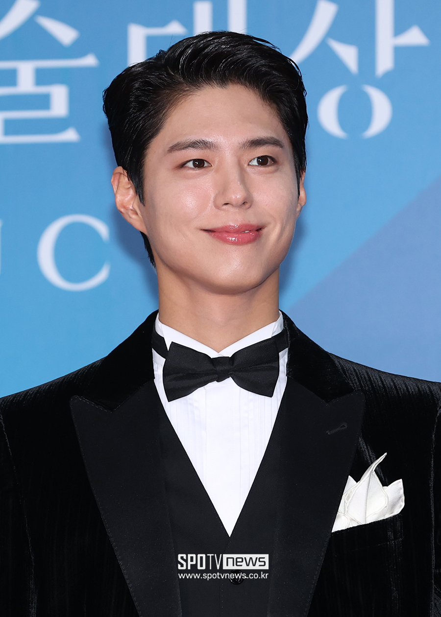 朴寶劍有望擔任新劇《夜間旅行者》男主角