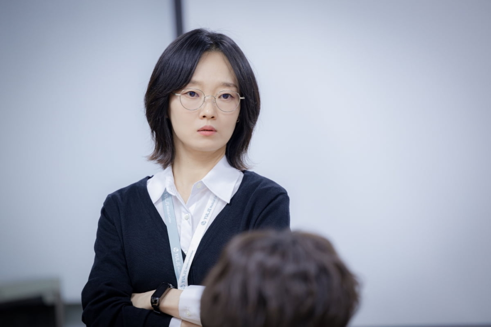 李鳳輦在《機智住院醫生生活》中飾演的產科教授「徐貞暋」，