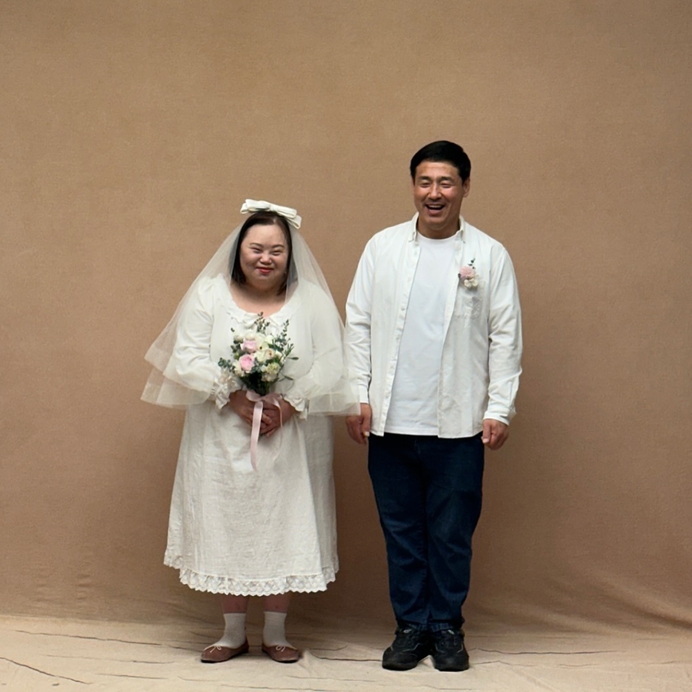 鄭恩惠在今年2月無預警宣布將與相戀1年的圈外男友結婚