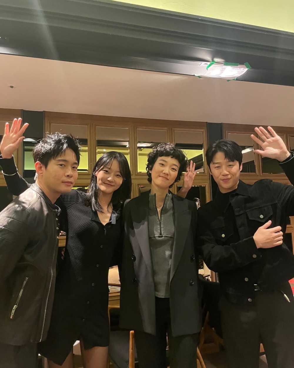 雙方公司火速澄清：只是朋友