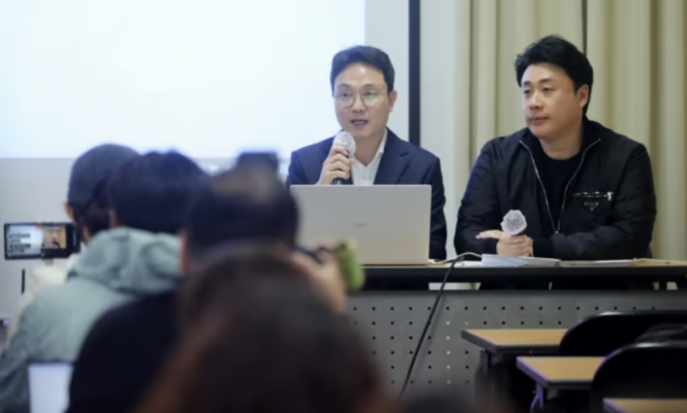 李鎮浩當天就召開記者會反駁所謂的錄音證據