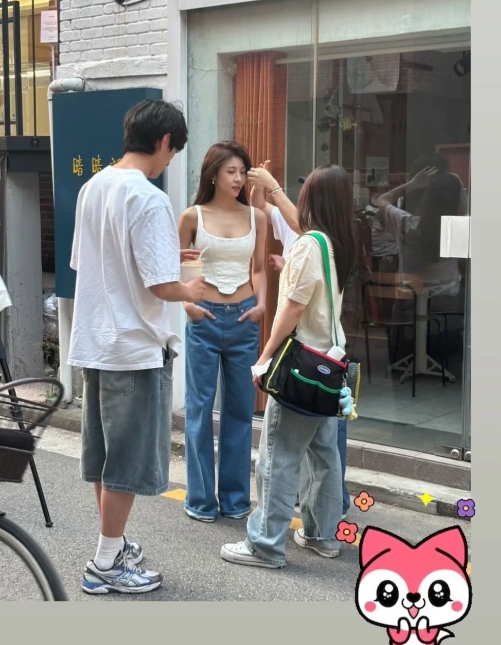 河智苑街頭拍攝路透照瘋傳