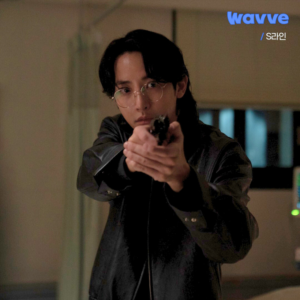 李洙赫在劇中飾演刑警「韓志昱」