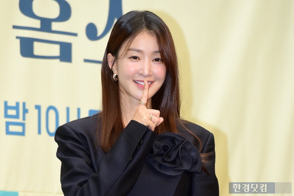 李施昤離婚後懷孕，孩子是與前夫的「冷凍受精胚胎」