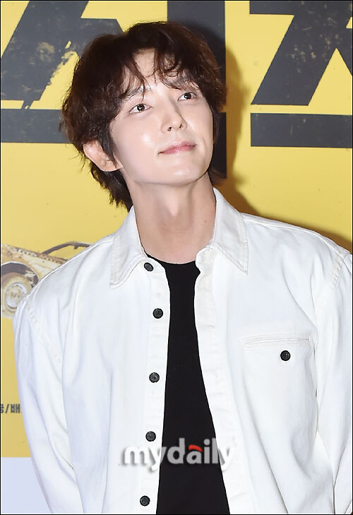 李準基有望出演新劇《景福宮偵探事務所》