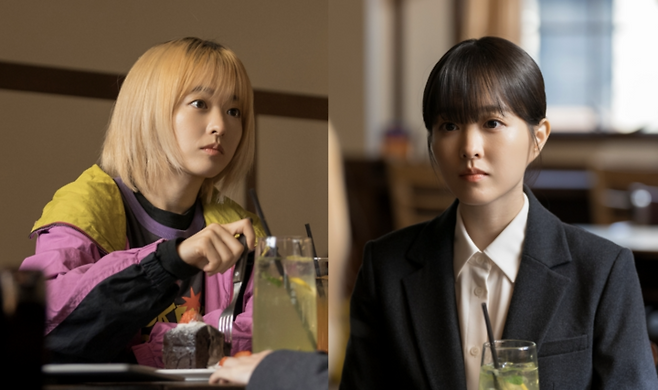 朴寶英一人分飾兩角，飾演「未知」與「未來」姐妹倆的成年時期