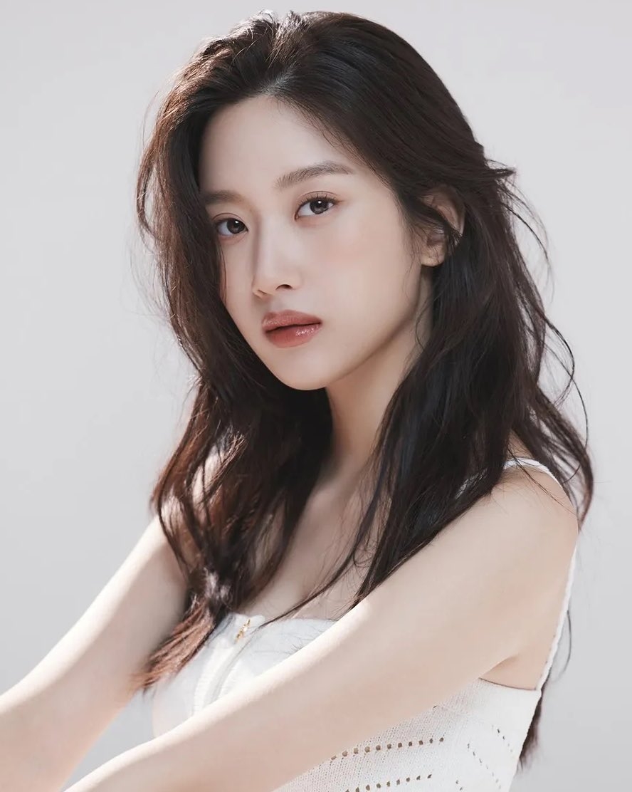 文佳煐被提議飾演《鯨魚星》的女主角「許秀雅/秀兒」