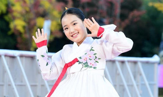 金泰妍被譽為「Trot神童」