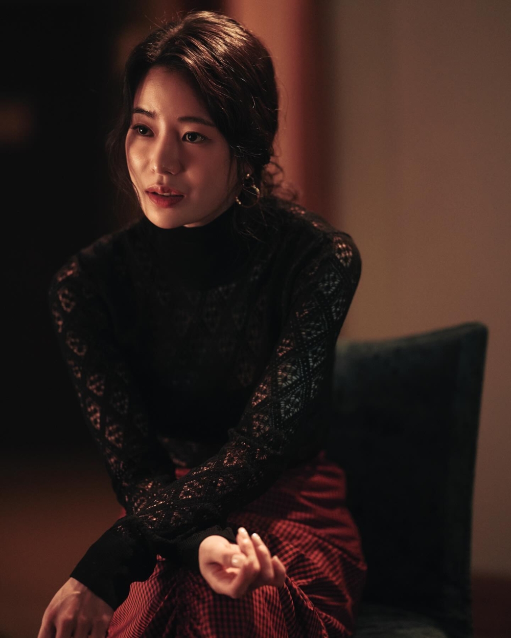 林智妍飾演被惡女附身的無名演員「申瑞莉」