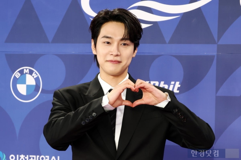 姜有皙也有望出演《我獨自升級》